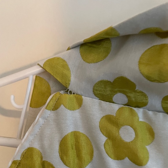 Vintage 60s Floral Vest from Spain - Picture 4 of 5